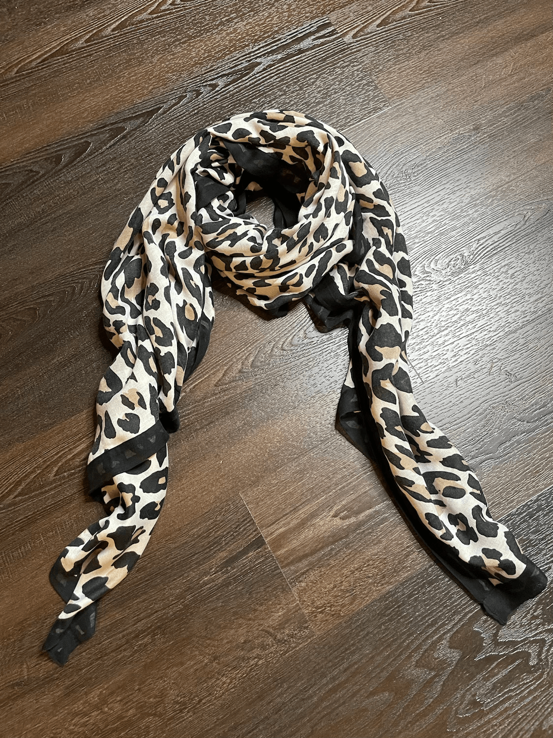 Luxury Scarf, Leopard - Elle Thrive Boutique